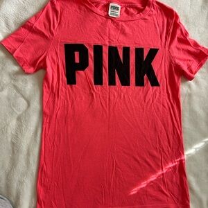 PINK Victoria's Secret Coral Tee with Black Logo